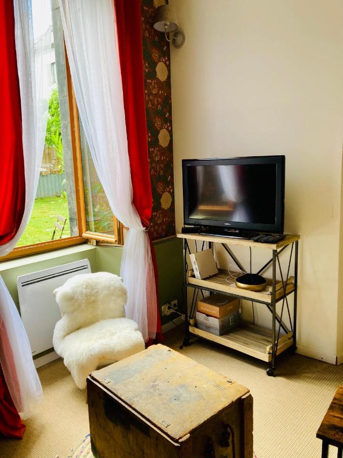 L'Hortense Apartment Олорон-Сен-Мари Екстериор снимка